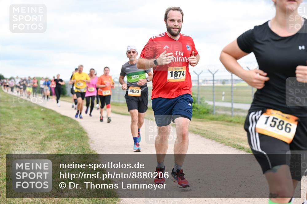 14.09.2025 - Airport Race Dr. Thomas Lammeyer http://msf.ph/oto/8880206 14.09.2025 12:30:20 Laufen 1874, 4033, 1586 meine-sportfotos.de