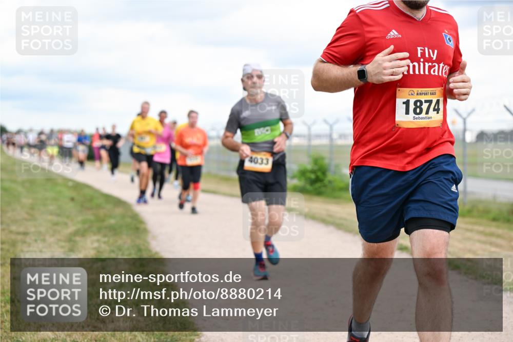 14.09.2025 - Airport Race Dr. Thomas Lammeyer http://msf.ph/oto/8880214 14.09.2025 12:30:20 Laufen 4033, 1874 meine-sportfotos.de