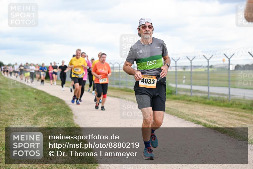14.09.2025 - Airport Race Dr. Thomas Lammeyer http://msf.ph/oto/8880219 14.09.2025 12:30:21 Laufen 4033 meine-sportfotos.de