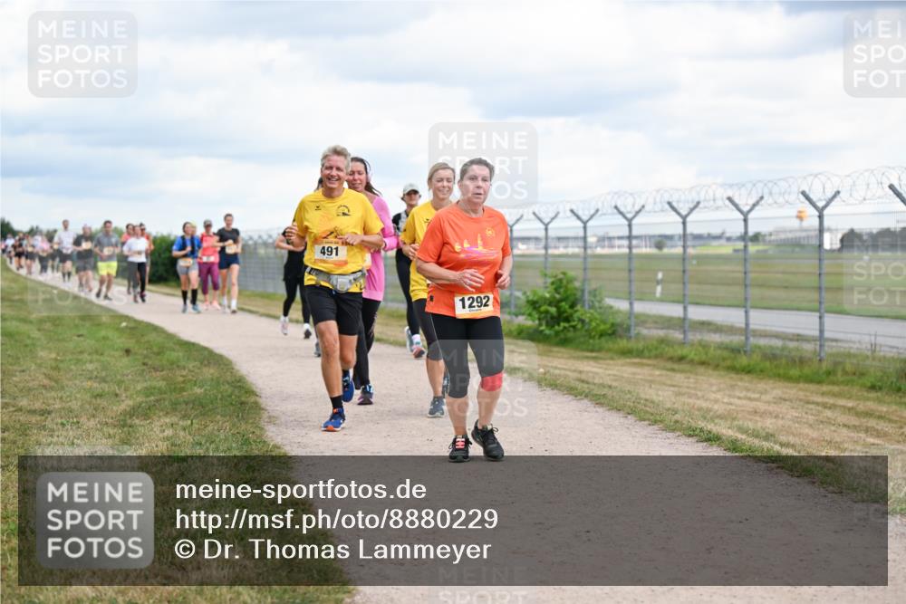 14.09.2025 - Airport Race Dr. Thomas Lammeyer http://msf.ph/oto/8880229 14.09.2025 12:30:23 Laufen 491, 1292 meine-sportfotos.de