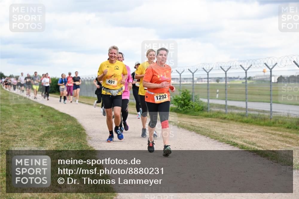 14.09.2025 - Airport Race Dr. Thomas Lammeyer http://msf.ph/oto/8880231 14.09.2025 12:30:23 Laufen 491, 136, 1292 meine-sportfotos.de