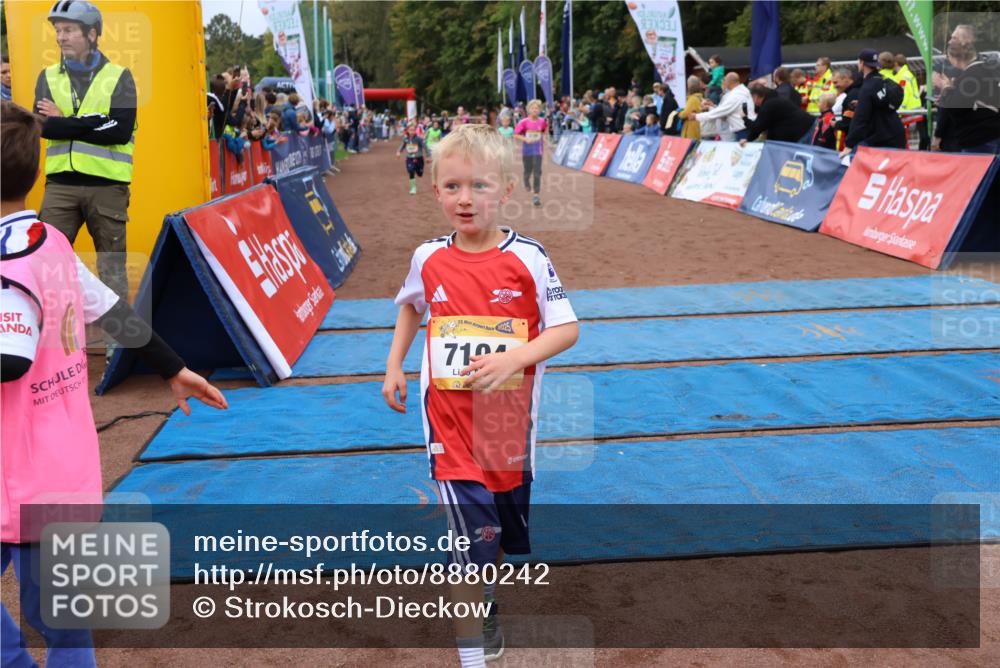 14.09.2025 - Airport Race Strokosch-Dieckow http://msf.ph/oto/8880242 14.09.2025 10:09:45 Ziel 3037, 3073, 3074, 3108, 3158, 3198, 3277, 3283, 3298, 3444, 3454, 3455, 3507, 3529, 3536, 3610, 3744 meine-sportfotos.de