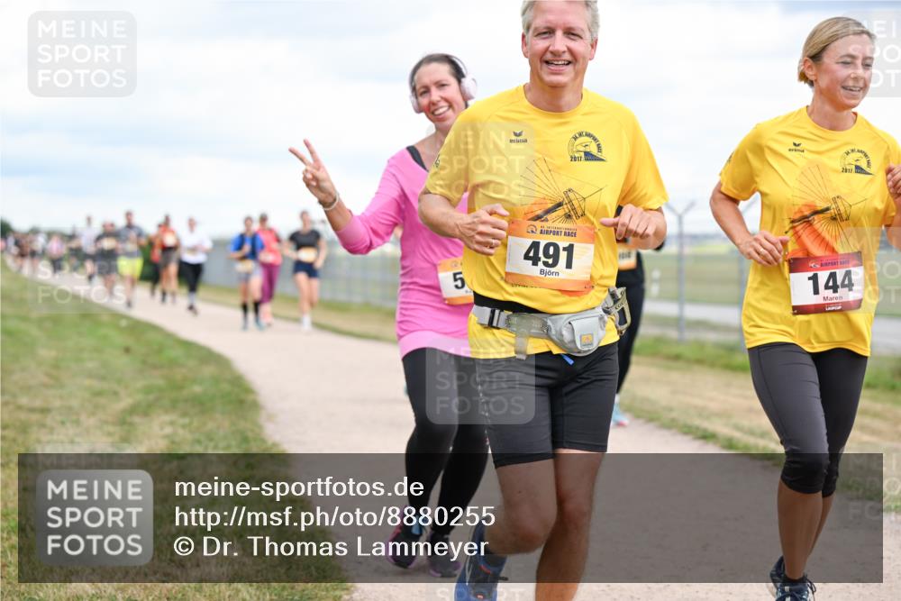 14.09.2025 - Airport Race Dr. Thomas Lammeyer http://msf.ph/oto/8880255 14.09.2025 12:30:25 Laufen 2017, 5, 491, 2017, 144 meine-sportfotos.de