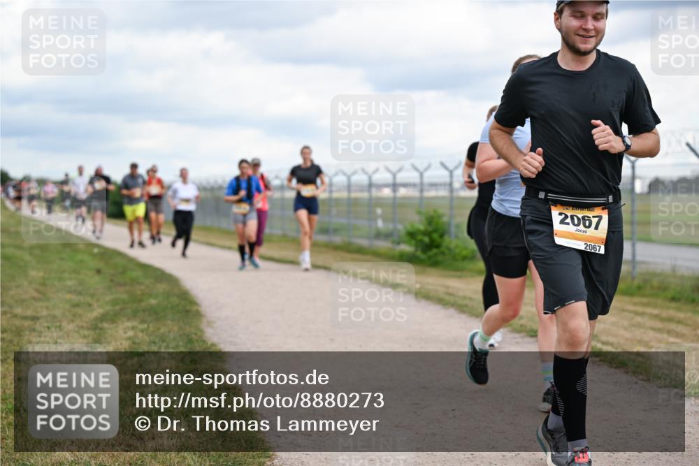 14.09.2025 - Airport Race Dr. Thomas Lammeyer http://msf.ph/oto/8880273 14.09.2025 12:30:27 Laufen 2067, 2067 meine-sportfotos.de