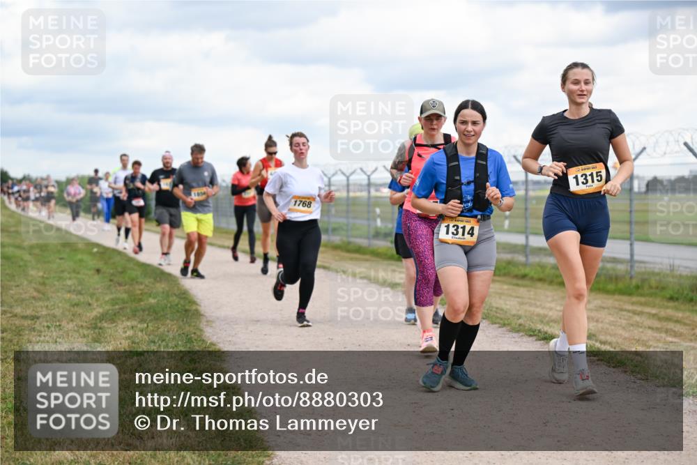14.09.2025 - Airport Race Dr. Thomas Lammeyer http://msf.ph/oto/8880303 14.09.2025 12:30:32 Laufen 1854, 1768, 1314, 1315 meine-sportfotos.de