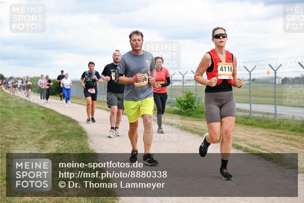 14.09.2025 - Airport Race Dr. Thomas Lammeyer http://msf.ph/oto/8880338 14.09.2025 12:30:36 Laufen 185, 2014, 56, 4116, 411 meine-sportfotos.de