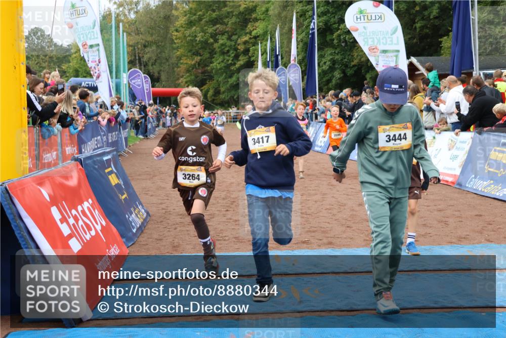 14.09.2025 - Airport Race Strokosch-Dieckow http://msf.ph/oto/8880344 14.09.2025 10:09:55 Ziel 3264, 3265, 3277, 3285, 3288, 3293, 3298, 3417, 3444, 3454, 3507, 3536, 3599, 3610, 3744 meine-sportfotos.de