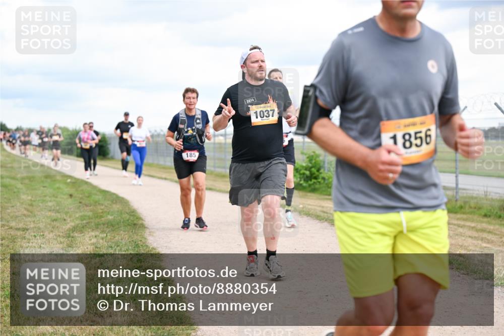 14.09.2025 - Airport Race Dr. Thomas Lammeyer http://msf.ph/oto/8880354 14.09.2025 12:30:37 Laufen 185, 2014, 1037, 1856 meine-sportfotos.de