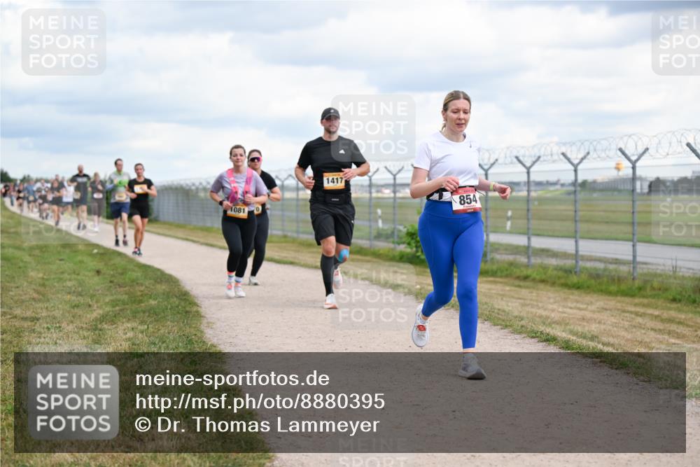 14.09.2025 - Airport Race Dr. Thomas Lammeyer http://msf.ph/oto/8880395 14.09.2025 12:30:43 Laufen 1081, 1417, 854 meine-sportfotos.de