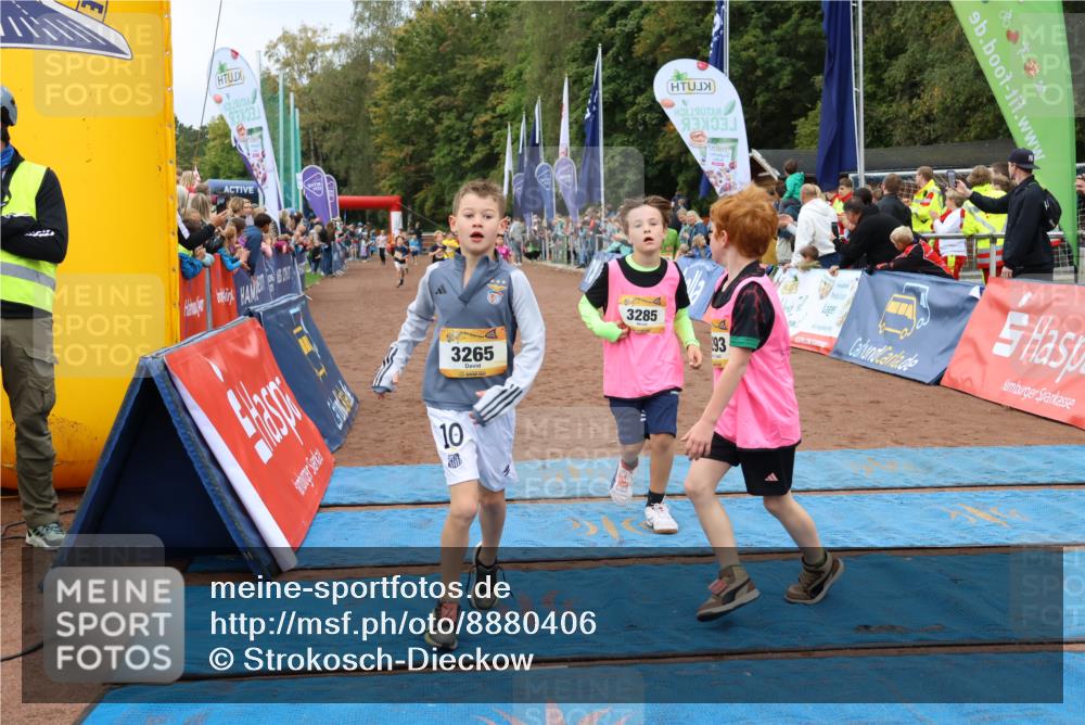 14.09.2025 - Airport Race Strokosch-Dieckow http://msf.ph/oto/8880406 14.09.2025 10:10:00 Ziel 3005, 3115, 3135, 3180, 3265, 3285, 3288, 3293, 3411, 3424, 3599, 3607 meine-sportfotos.de