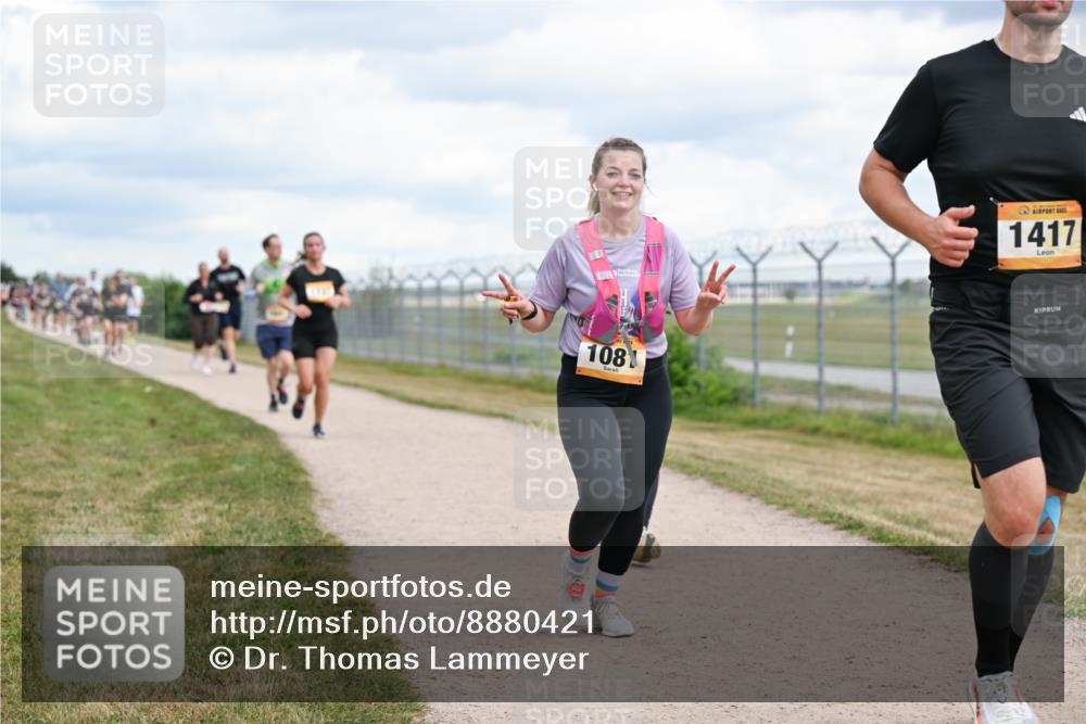 14.09.2025 - Airport Race Dr. Thomas Lammeyer http://msf.ph/oto/8880421 14.09.2025 12:30:46 Laufen 108, 1417 meine-sportfotos.de
