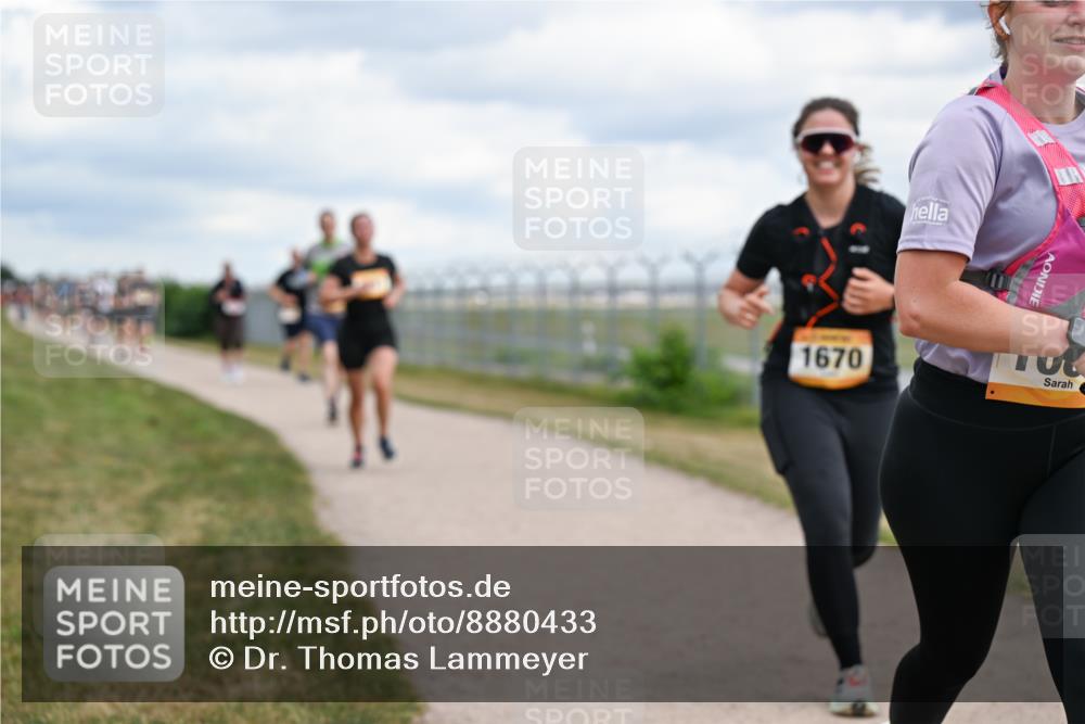 14.09.2025 - Airport Race Dr. Thomas Lammeyer http://msf.ph/oto/8880433 14.09.2025 12:30:47 Laufen 1670 meine-sportfotos.de