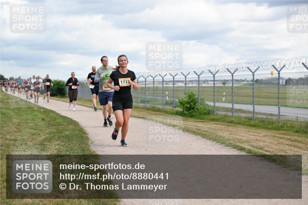 14.09.2025 - Airport Race Dr. Thomas Lammeyer http://msf.ph/oto/8880441 14.09.2025 12:30:48 Laufen 1732, 169 meine-sportfotos.de