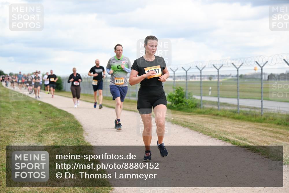 14.09.2025 - Airport Race Dr. Thomas Lammeyer http://msf.ph/oto/8880452 14.09.2025 12:30:49 Laufen 1693, 37 meine-sportfotos.de
