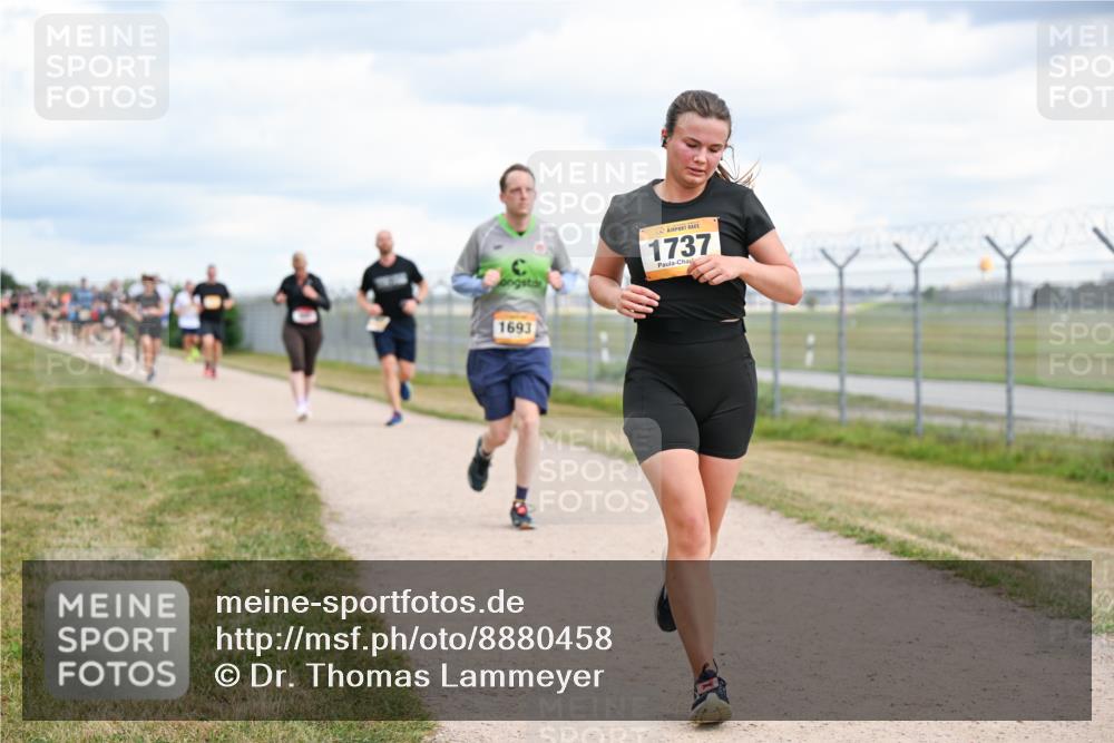 14.09.2025 - Airport Race Dr. Thomas Lammeyer http://msf.ph/oto/8880458 14.09.2025 12:30:50 Laufen 1693, 1737 meine-sportfotos.de