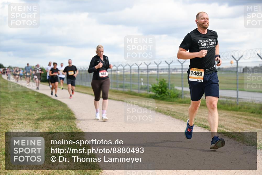 14.09.2025 - Airport Race Dr. Thomas Lammeyer http://msf.ph/oto/8880493 14.09.2025 12:30:54 Laufen 685, 1469, 1469 meine-sportfotos.de