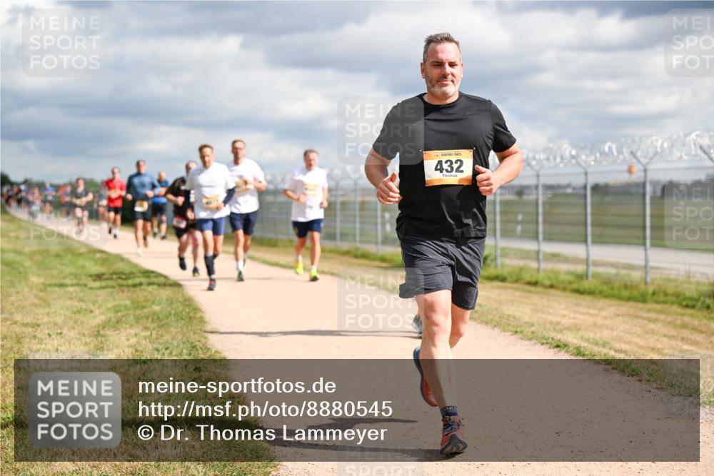 14.09.2025 - Airport Race Dr. Thomas Lammeyer http://msf.ph/oto/8880545 14.09.2025 12:31:00 Laufen 432 meine-sportfotos.de