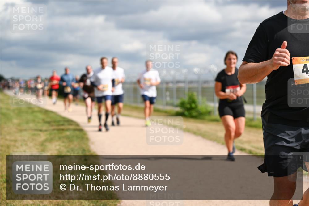 14.09.2025 - Airport Race Dr. Thomas Lammeyer http://msf.ph/oto/8880555 14.09.2025 12:31:01 Laufen 4 meine-sportfotos.de