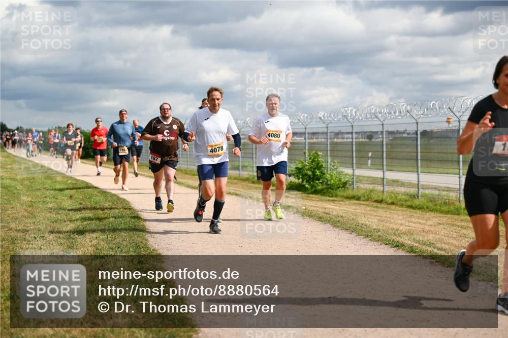 14.09.2025 - Airport Race Dr. Thomas Lammeyer http://msf.ph/oto/8880564 14.09.2025 12:31:02 Laufen 1982, 167, 4078, 4080, 1 meine-sportfotos.de
