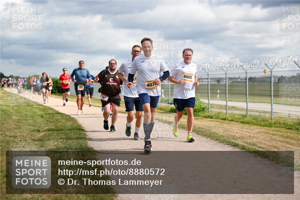 14.09.2025 - Airport Race Dr. Thomas Lammeyer http://msf.ph/oto/8880572 14.09.2025 12:31:03 Laufen 1982, 167, 4080, 4078 meine-sportfotos.de