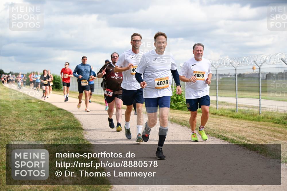 14.09.2025 - Airport Race Dr. Thomas Lammeyer http://msf.ph/oto/8880578 14.09.2025 12:31:03 Laufen 1982, 167, 40, 4078, 4080 meine-sportfotos.de
