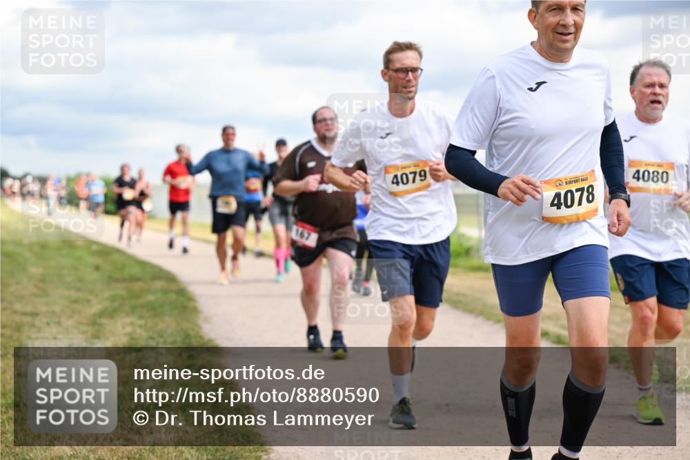 14.09.2025 - Airport Race Dr. Thomas Lammeyer http://msf.ph/oto/8880590 14.09.2025 12:31:04 Laufen 167, 4079, 4078, 4080 meine-sportfotos.de