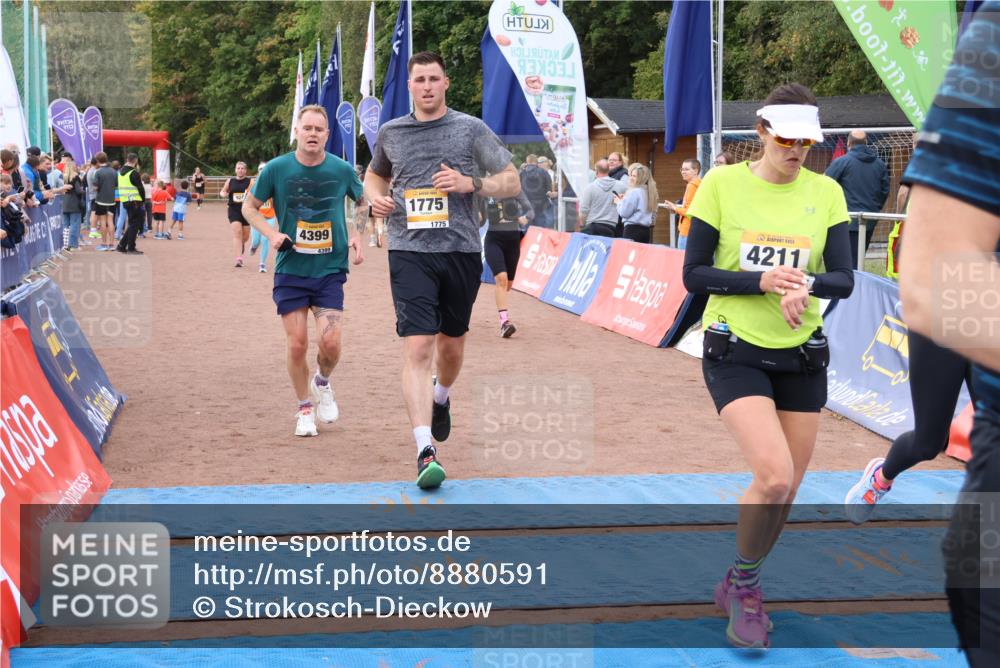 14.09.2025 - Airport Race Strokosch-Dieckow http://msf.ph/oto/8880591 14.09.2025 12:41:04 Ziel 924, 1151, 1290, 1323, 1775, 4157, 4211, 4241, 4399 meine-sportfotos.de