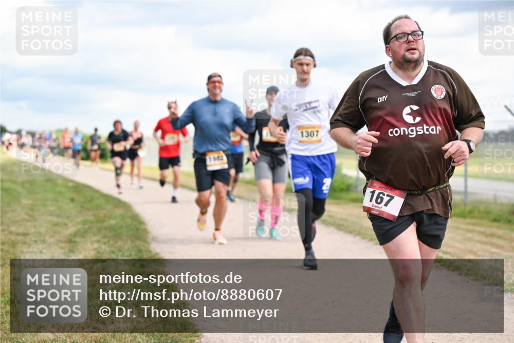 14.09.2025 - Airport Race Dr. Thomas Lammeyer http://msf.ph/oto/8880607 14.09.2025 12:31:06 Laufen 1582, 1307, 167 meine-sportfotos.de