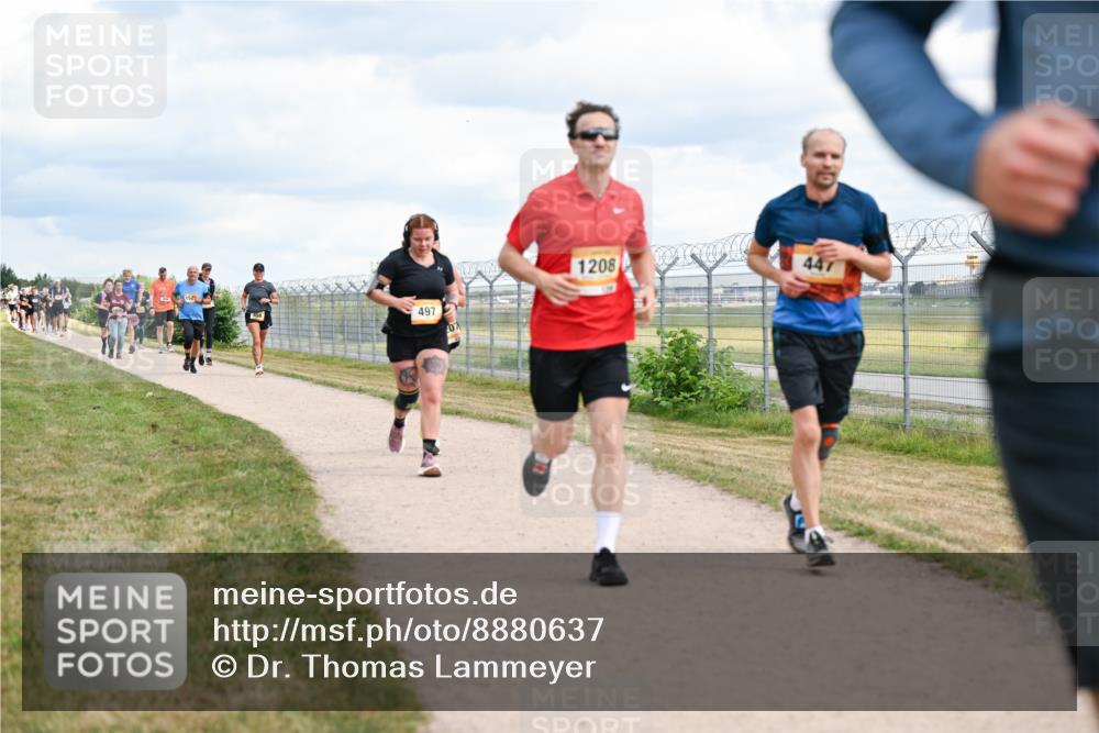 14.09.2025 - Airport Race Dr. Thomas Lammeyer http://msf.ph/oto/8880637 14.09.2025 12:31:09 Laufen 497, 1208 meine-sportfotos.de