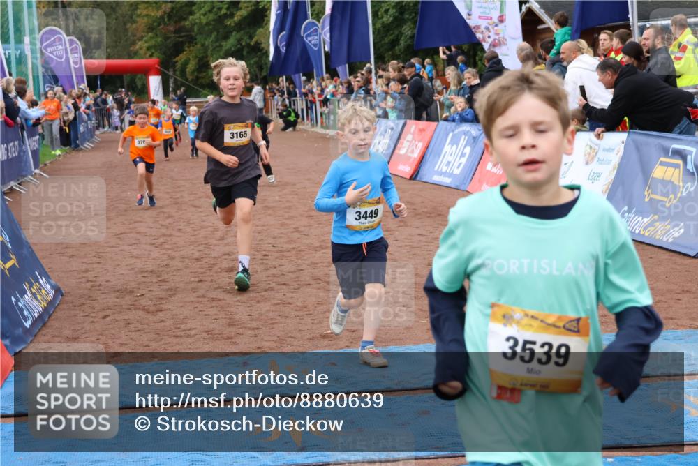 14.09.2025 - Airport Race Strokosch-Dieckow http://msf.ph/oto/8880639 14.09.2025 10:10:20 Ziel 3054, 3165, 3174, 3184, 3372, 3449, 3524, 3539, 3577, 3705 meine-sportfotos.de