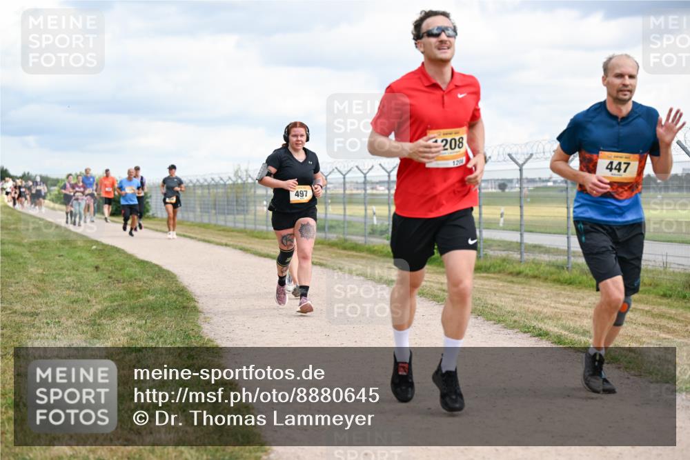 14.09.2025 - Airport Race Dr. Thomas Lammeyer http://msf.ph/oto/8880645 14.09.2025 12:31:10 Laufen 497, 208, 1200, 447 meine-sportfotos.de