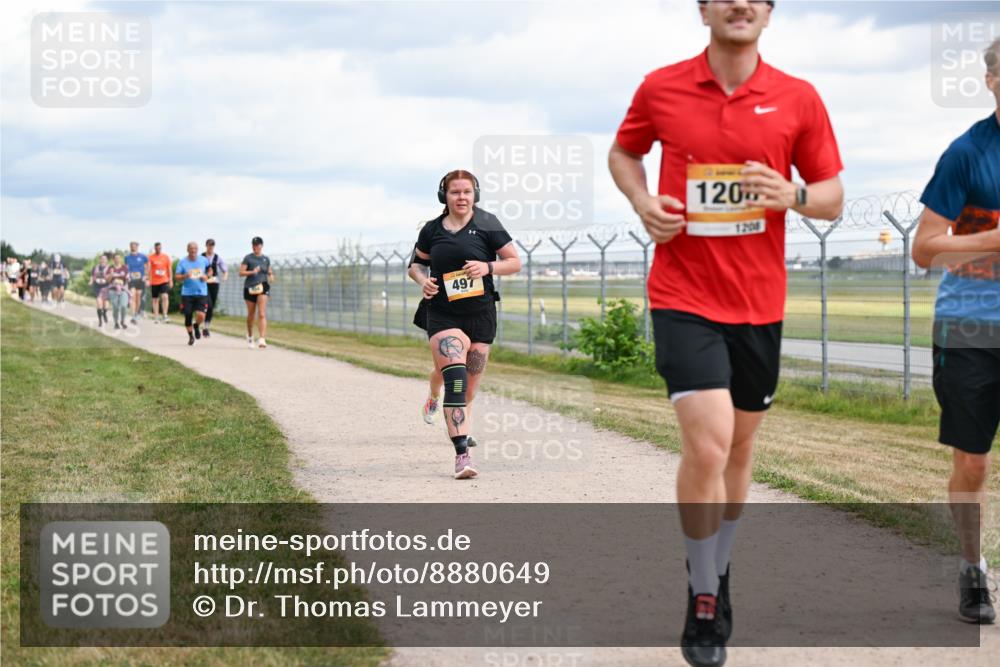 14.09.2025 - Airport Race Dr. Thomas Lammeyer http://msf.ph/oto/8880649 14.09.2025 12:31:10 Laufen 497, 120, 1200 meine-sportfotos.de