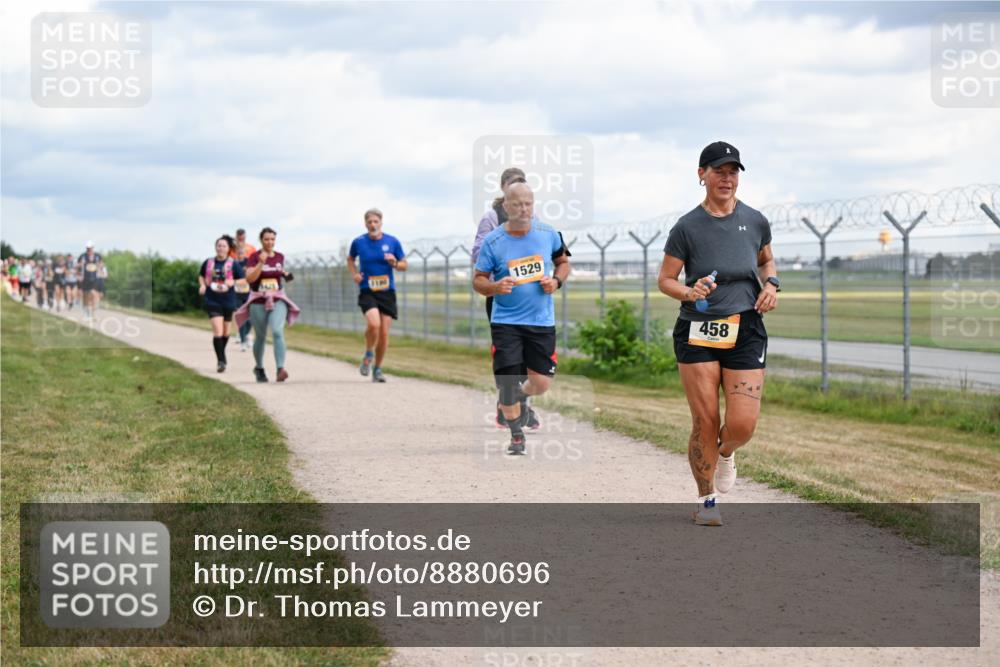 14.09.2025 - Airport Race Dr. Thomas Lammeyer http://msf.ph/oto/8880696 14.09.2025 12:31:19 Laufen 1100, 1529, 458 meine-sportfotos.de