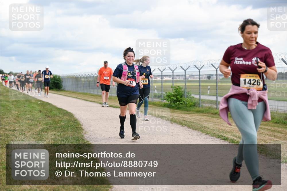 14.09.2025 - Airport Race Dr. Thomas Lammeyer http://msf.ph/oto/8880749 14.09.2025 12:31:25 Laufen 1232, 32, 1426 meine-sportfotos.de