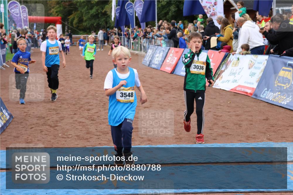 14.09.2025 - Airport Race Strokosch-Dieckow http://msf.ph/oto/8880788 14.09.2025 10:10:35 Ziel 3036, 3299, 3435, 3512, 3531, 3548 meine-sportfotos.de