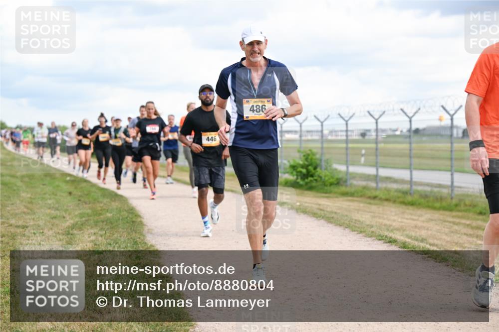 14.09.2025 - Airport Race Dr. Thomas Lammeyer http://msf.ph/oto/8880804 14.09.2025 12:31:35 Laufen 446, 486 meine-sportfotos.de