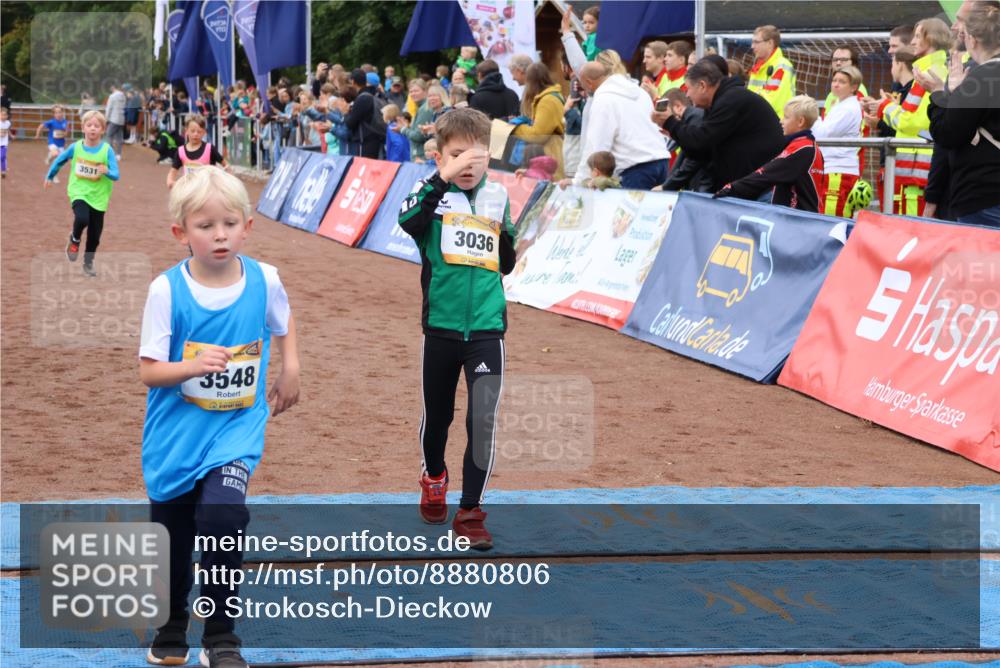 14.09.2025 - Airport Race Strokosch-Dieckow http://msf.ph/oto/8880806 14.09.2025 10:10:35 Ziel 3036, 3299, 3435, 3512, 3531, 3548 meine-sportfotos.de