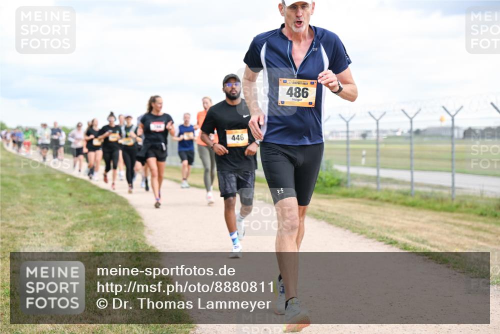 14.09.2025 - Airport Race Dr. Thomas Lammeyer http://msf.ph/oto/8880811 14.09.2025 12:31:36 Laufen 446, 1, 486 meine-sportfotos.de