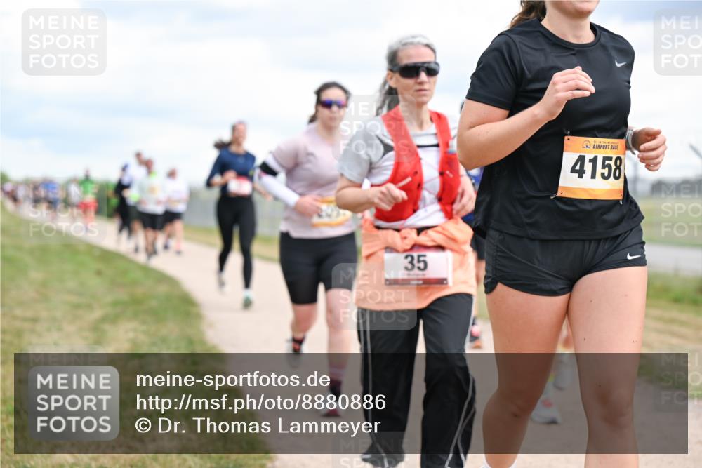 14.09.2025 - Airport Race Dr. Thomas Lammeyer http://msf.ph/oto/8880886 14.09.2025 12:31:45 Laufen 35, 4158 meine-sportfotos.de