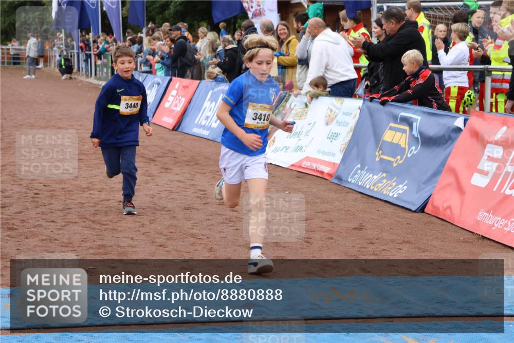 14.09.2025 - Airport Race Strokosch-Dieckow http://msf.ph/oto/8880888 14.09.2025 10:10:44 Ziel 3192, 3299, 3410, 3440, 3595, 3740 meine-sportfotos.de