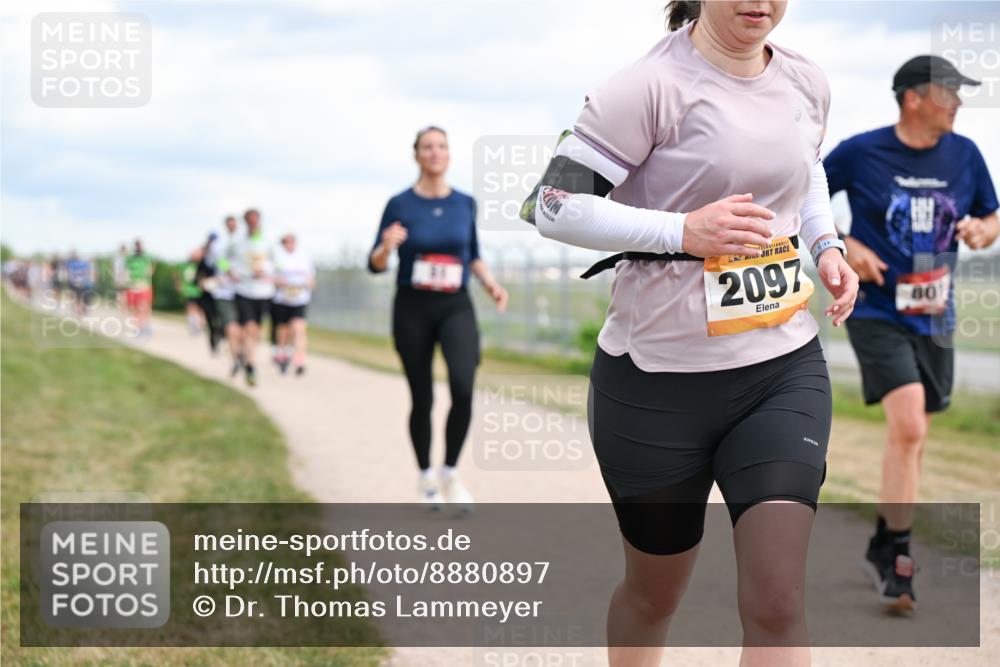 14.09.2025 - Airport Race Dr. Thomas Lammeyer http://msf.ph/oto/8880897 14.09.2025 12:31:46 Laufen 2097, 80 meine-sportfotos.de