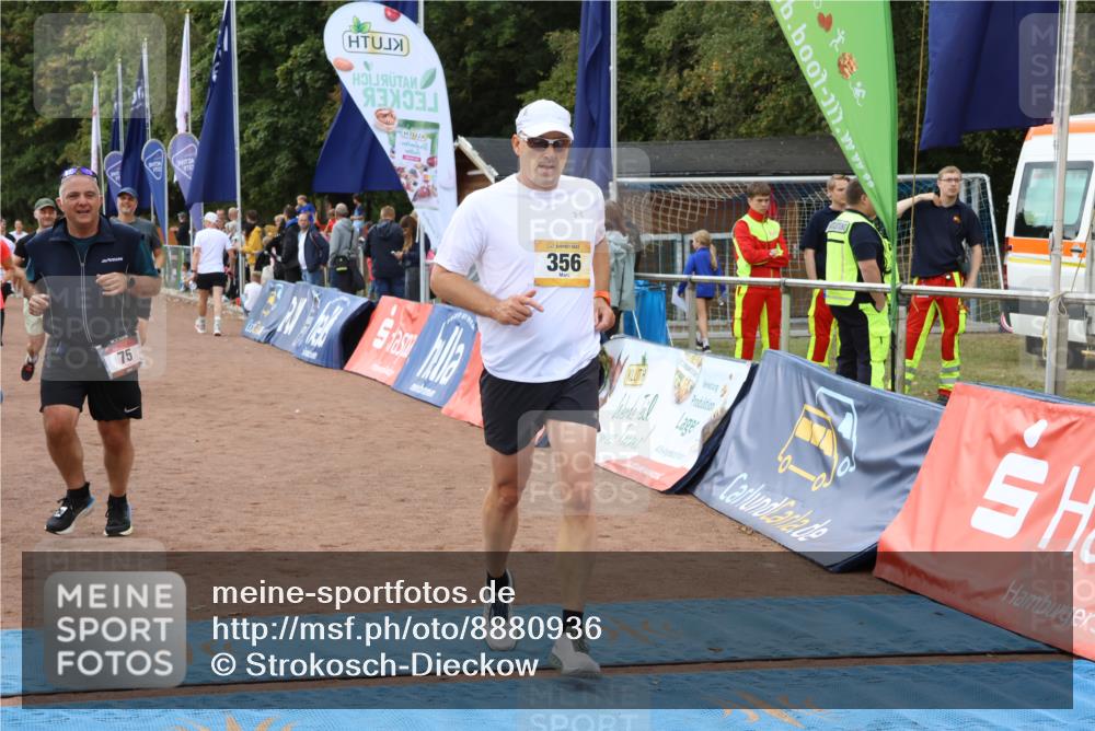 14.09.2025 - Airport Race Strokosch-Dieckow http://msf.ph/oto/8880936 14.09.2025 12:41:51 Ziel 75, 356, 693, 1207, 1310, 1322, 1477, 1945, 4120 meine-sportfotos.de