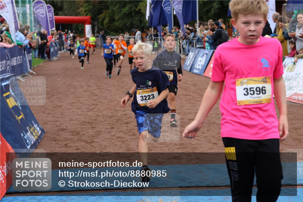 14.09.2025 - Airport Race Strokosch-Dieckow http://msf.ph/oto/8880985 14.09.2025 10:11:00 Ziel 3103, 3223, 3237, 3429, 3442, 3596, 3734 meine-sportfotos.de