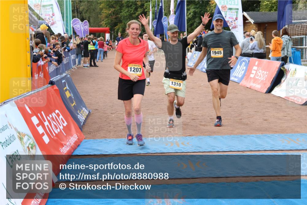 14.09.2025 - Airport Race Strokosch-Dieckow http://msf.ph/oto/8880988 14.09.2025 12:41:54 Ziel 75, 356, 1207, 1310, 1477, 1494, 1558, 1945 meine-sportfotos.de