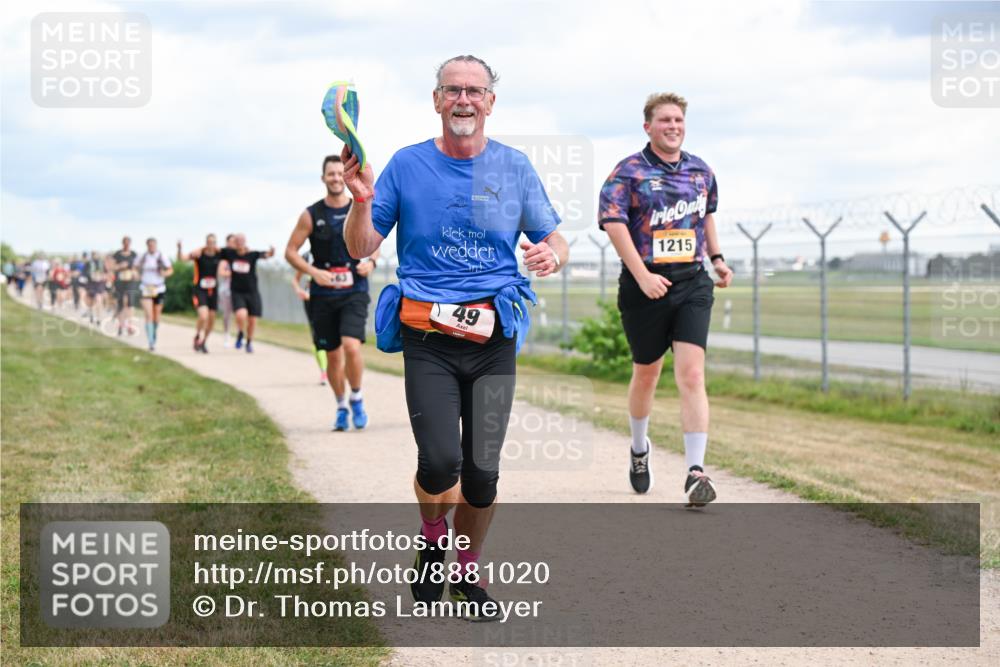 14.09.2025 - Airport Race Dr. Thomas Lammeyer http://msf.ph/oto/8881020 14.09.2025 12:32:04 Laufen 49, 1215 meine-sportfotos.de