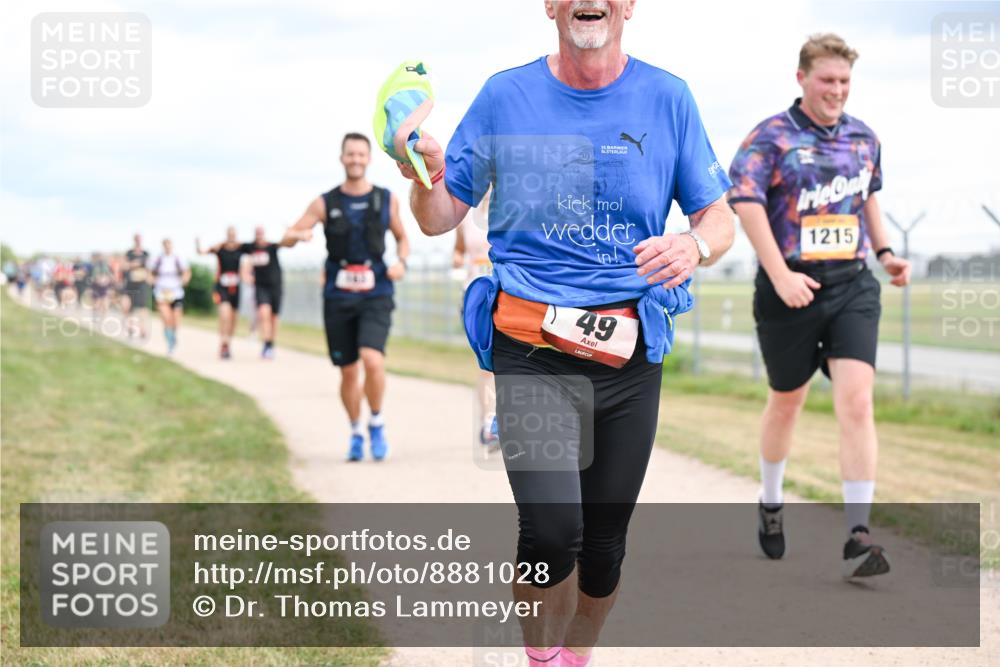 14.09.2025 - Airport Race Dr. Thomas Lammeyer http://msf.ph/oto/8881028 14.09.2025 12:32:05 Laufen 33, 49, 1215 meine-sportfotos.de