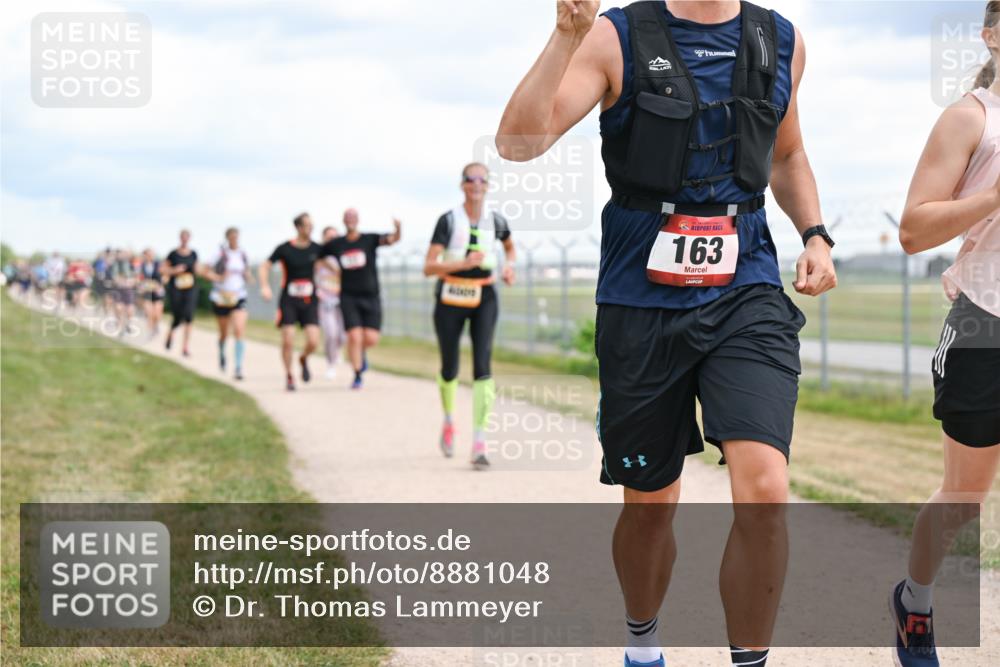 14.09.2025 - Airport Race Dr. Thomas Lammeyer http://msf.ph/oto/8881048 14.09.2025 12:32:08 Laufen 163 meine-sportfotos.de