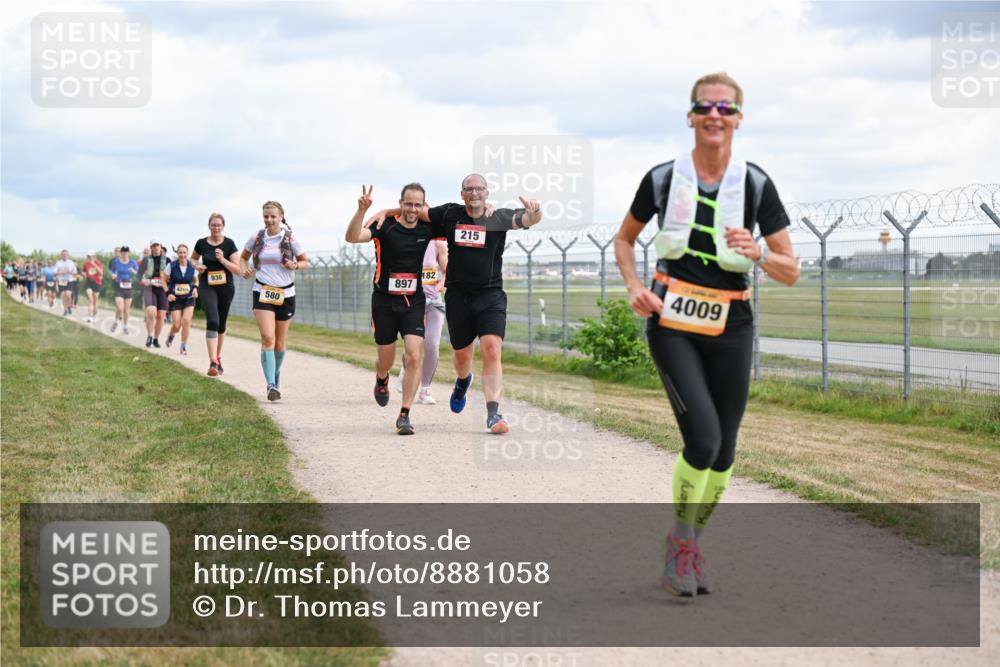 14.09.2025 - Airport Race Dr. Thomas Lammeyer http://msf.ph/oto/8881058 14.09.2025 12:32:09 Laufen 4204, 182, 936, 897, 580, 215, 4009 meine-sportfotos.de