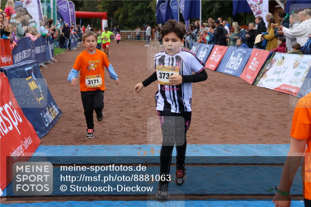 14.09.2025 - Airport Race Strokosch-Dieckow http://msf.ph/oto/8881063 14.09.2025 10:11:09 Ziel 3041, 3171, 3237, 3244, 3429, 3442, 3734 meine-sportfotos.de