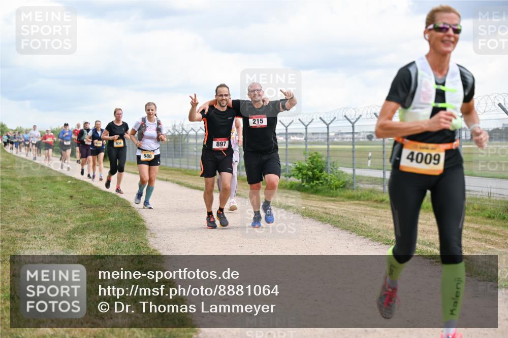 14.09.2025 - Airport Race Dr. Thomas Lammeyer http://msf.ph/oto/8881064 14.09.2025 12:32:10 Laufen 4204, 936, 580, 897, 215, 4009 meine-sportfotos.de